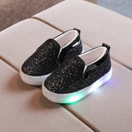 MagicSteps meisjes sneakers met LED-lichtjes – comfortabele en speelse schoenen die oplichten bij elke stap, perfect voor actief en modieus gebruik.