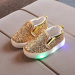 MagicSteps meisjes sneakers met LED-lichtjes – comfortabele en speelse schoenen die oplichten bij elke stap, perfect voor actief en modieus gebruik.