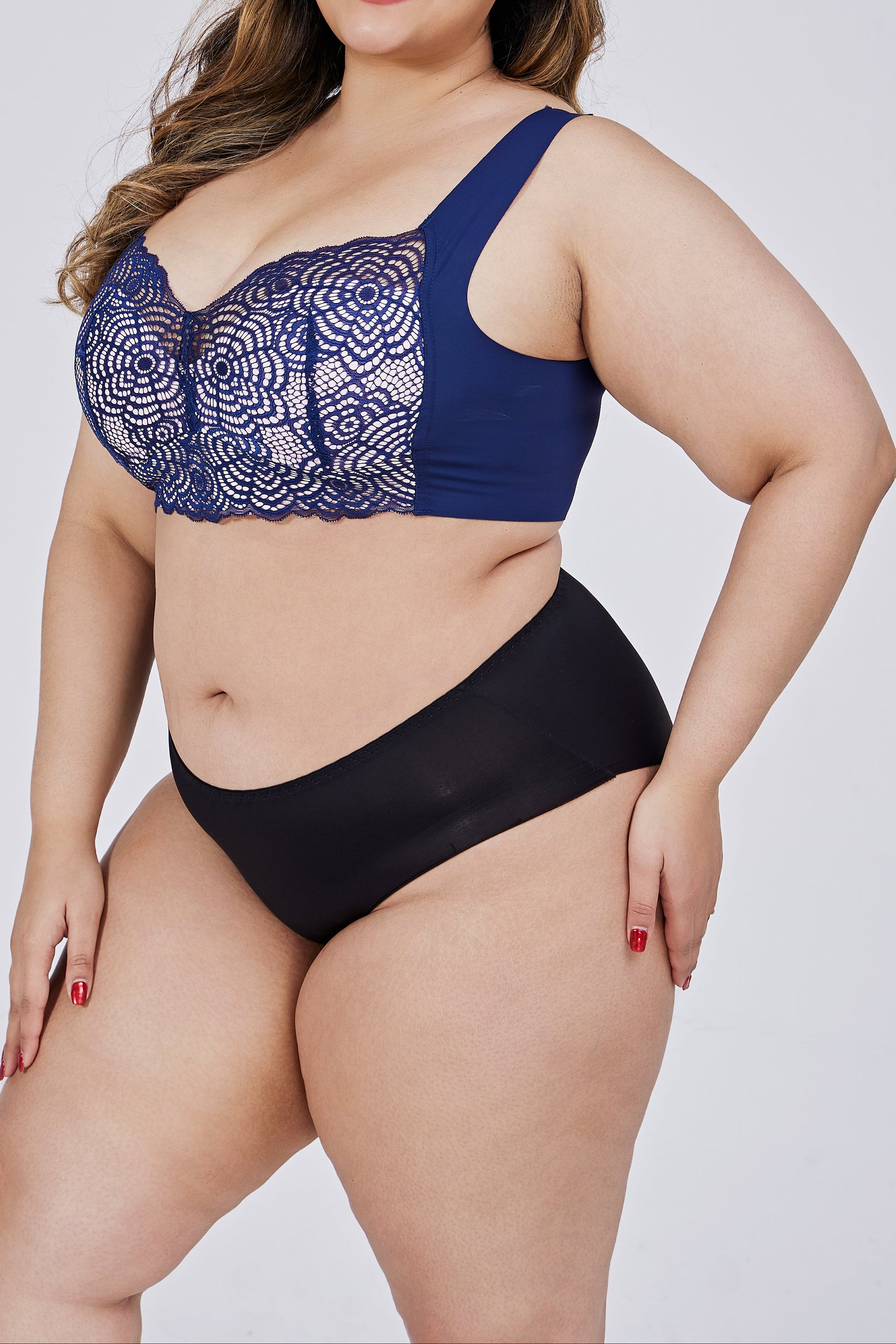 Lianne comfortabele en ondersteunende push-up BH voor dames – zachte, stevige stof, perfecte pasvorm en subtiele lift voor een flatterend effect.