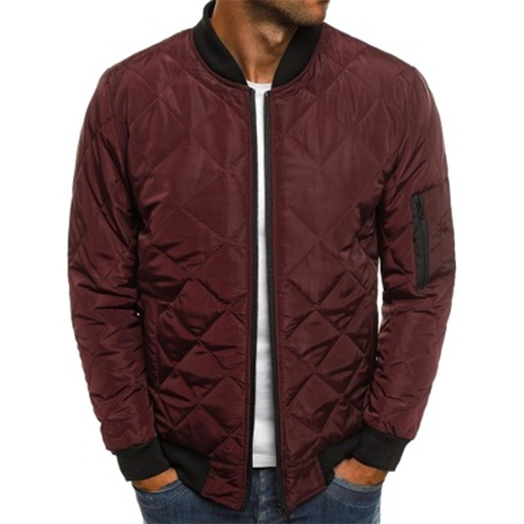 Casual bomberjack voor heren met geruit patroon, ideaal voor een comfortabele en modieuze look. Geschikt voor dagelijks gebruik en het najaar. Robuuste stof en tijdloos design.