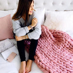 CozyMajesty handgeweven knuffeldeken – zachte, warme en luxe deken voor kinderen en volwassenen, ideaal voor knusse momenten thuis.