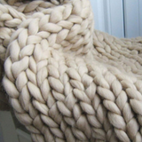 CozyMajesty handgeweven knuffeldeken – zachte, warme en luxe deken voor kinderen en volwassenen, ideaal voor knusse momenten thuis.