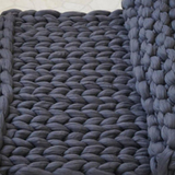 CozyMajesty handgeweven knuffeldeken – zachte, warme en luxe deken voor kinderen en volwassenen, ideaal voor knusse momenten thuis.