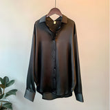 Dames Blouse met Overhemdkraag en Knoopsluiting
