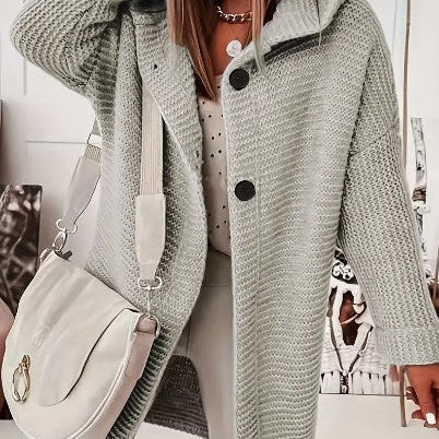 Gebreid Vest met Capuchon en Knoopsluiting