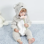 Little Paws baby onesies met schattige dierenthema’s – zachte, comfortabele stof en perfecte pasvorm voor dagelijks gebruik en knuffelmomenten.