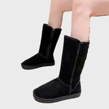 De Valeria Waterdichte Suède Sheepskin Laarzen met Ritssluiting bieden luxe warmte en stijlvol comfort, ideaal voor elegante en beschermde winterlooks.