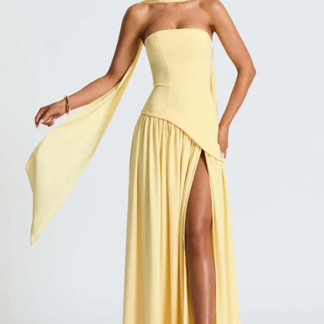 Elegante Strapless Maxi Jurk met Geplooide Rok en Split