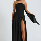 Elegante Strapless Maxi Jurk met Geplooide Rok en Split