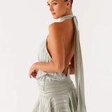 Halter Mini Jurk met Geplooide Rok