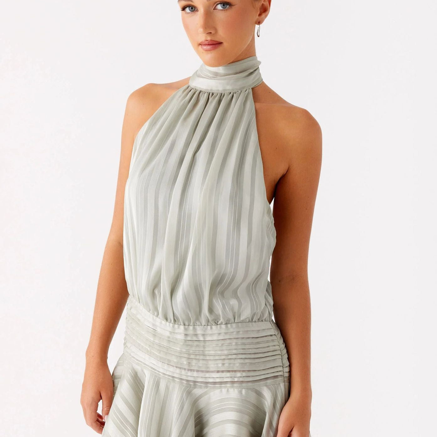 Halter Mini Jurk met Geplooide Rok
