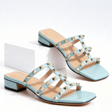 Dames Slippers met Studdetails en Lage Hak