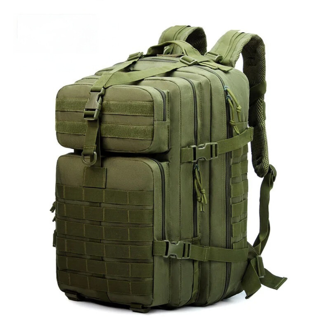 AdventureGear waterdichte tactische rugzak in diverse kleuren – duurzaam materiaal, ruime opbergvakken en comfortabele, verstelbare schouderbanden voor outdoor avonturen.