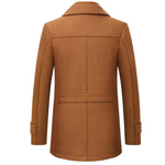 Michael lange trenchcoat voor heren – tijdloos design met elegante snit, waterafstotend materiaal en comfortabele pasvorm voor elke gelegenheid.