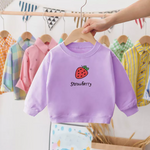StrawberryCuddles kinder sweater met schattige aardbeienprint – zachte, warme en comfortabele trui voor dagelijks gebruik en speelse avonturen.