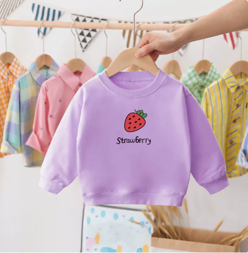 StrawberryCuddles kinder sweater met schattige aardbeienprint – zachte, warme en comfortabele trui voor dagelijks gebruik en speelse avonturen.