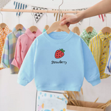 StrawberryCuddles kinder sweater met schattige aardbeienprint – zachte, warme en comfortabele trui voor dagelijks gebruik en speelse avonturen.
