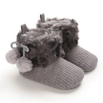 CozyGirls kleine anti-slip winterlaarzen voor meisjes – warme, comfortabele en veilige laarzen voor dagelijks gebruik tijdens koude dagen.