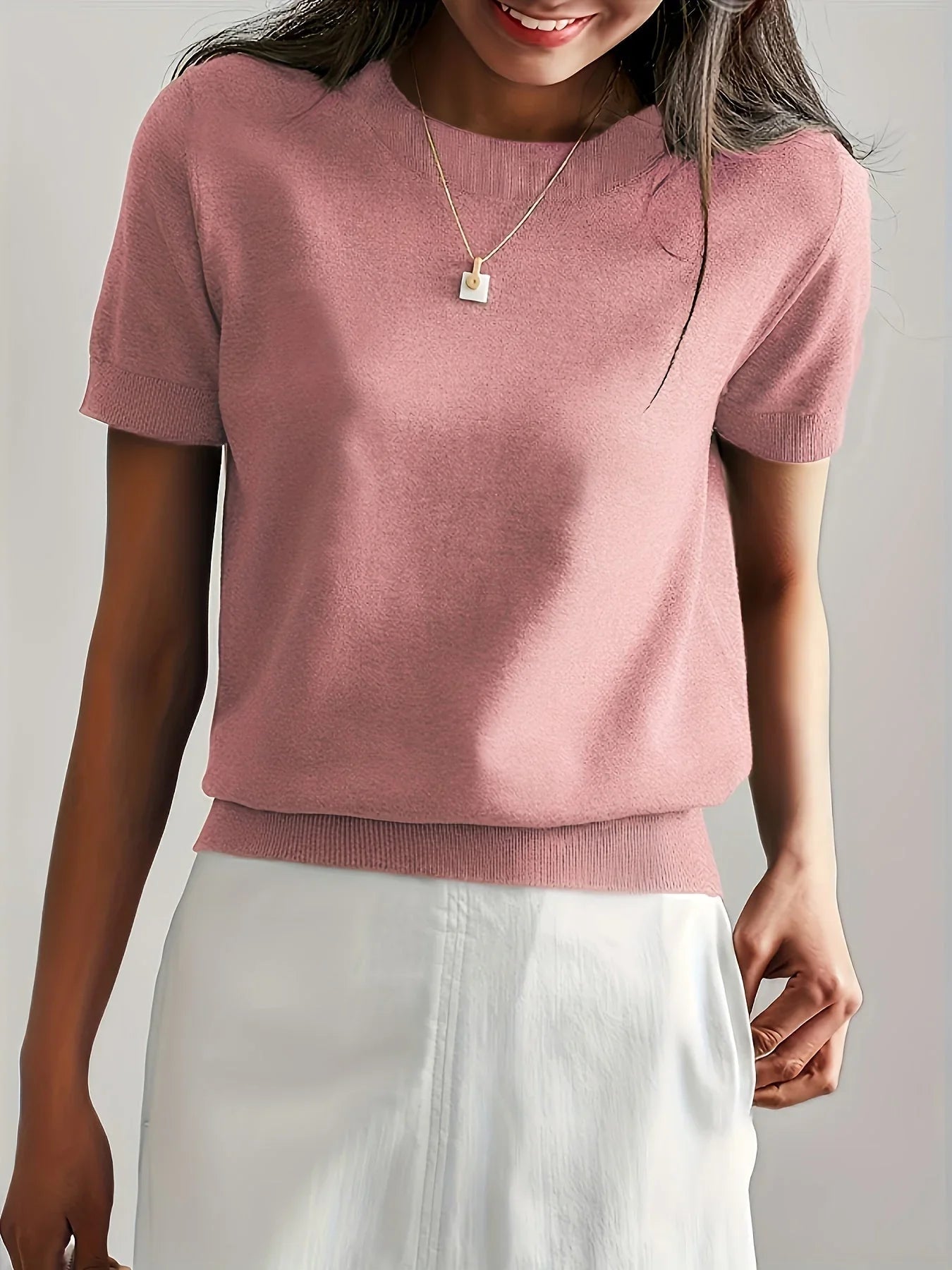 Casual dames T-shirt met korte mouwen, perfect voor de lente en dagelijkse outfits.