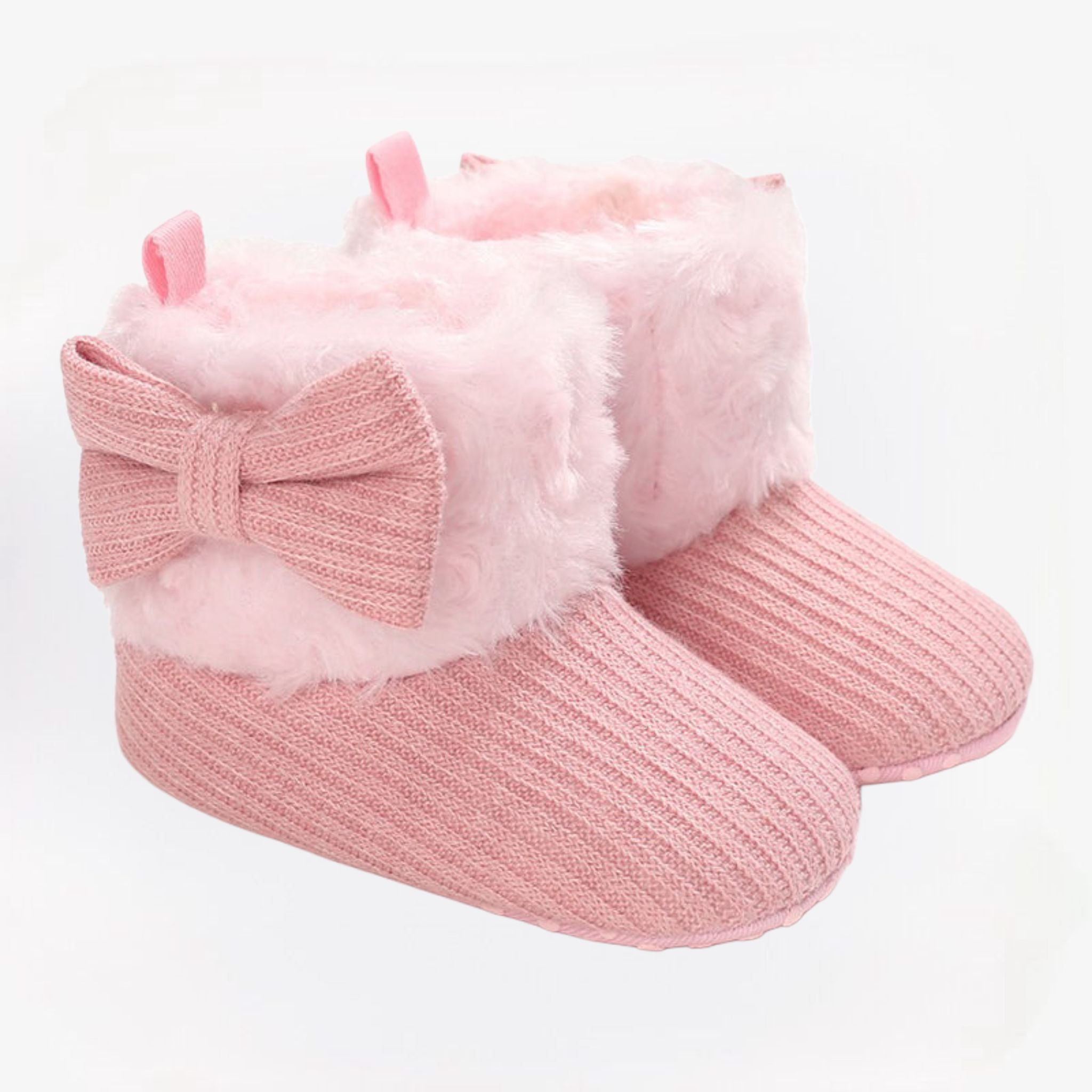 CozyGirls kleine anti-slip winterlaarzen voor meisjes – warme, comfortabele en veilige laarzen voor dagelijks gebruik tijdens koude dagen.