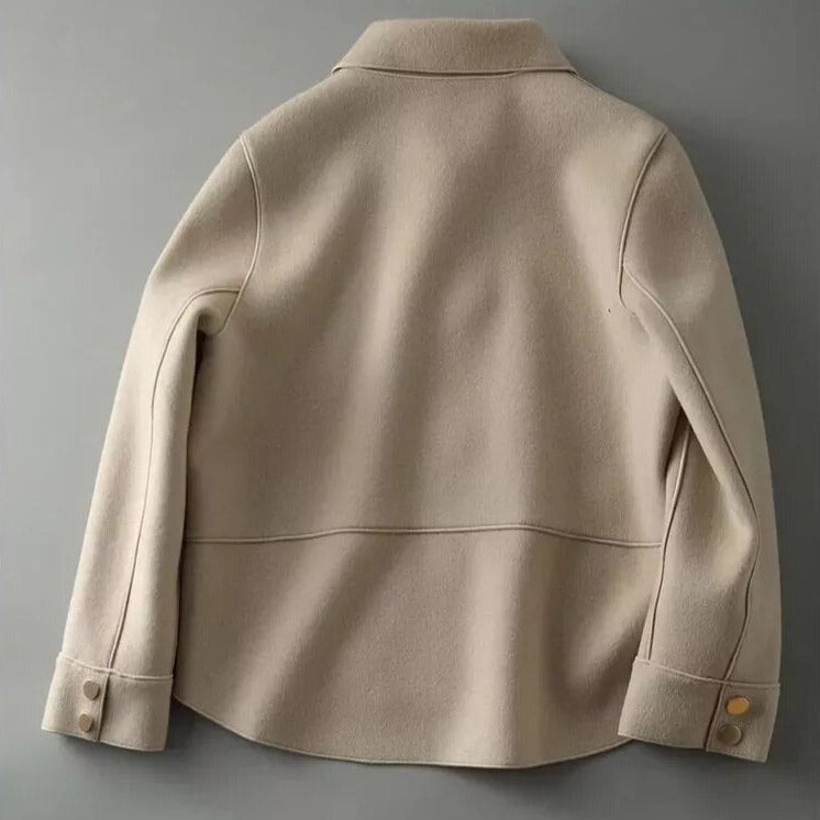 Dorias dames winterjas – warme jas met knopen en donzen vulling, waterafstotend en comfortabel, ideaal voor koude winterdagen en stijlvolle winterlooks.