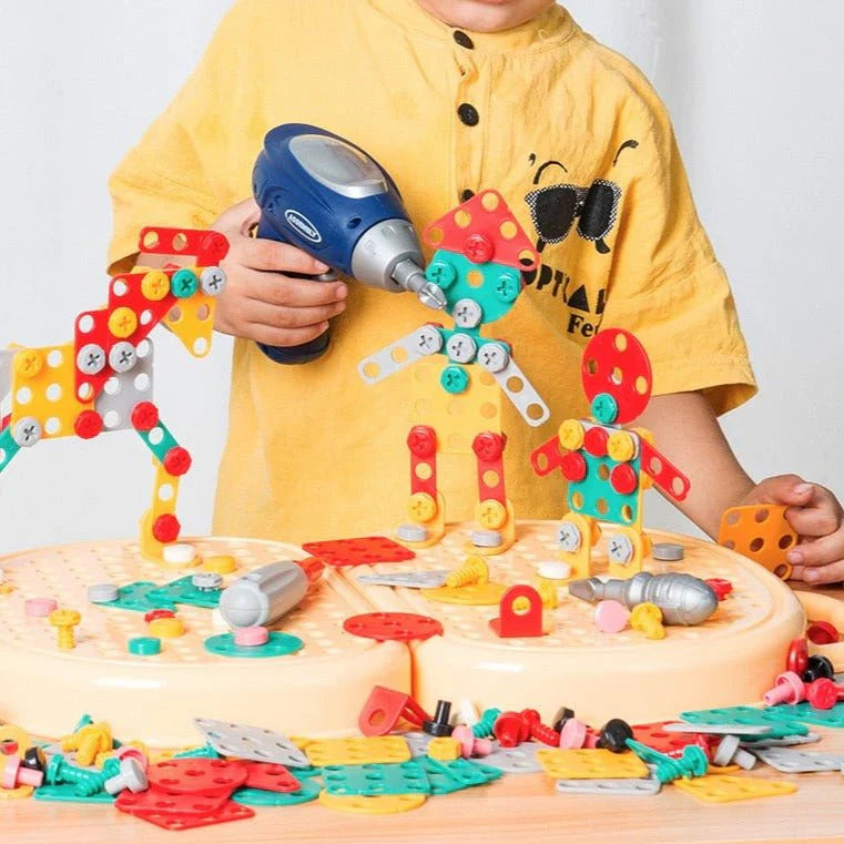 LittleBuilder Montessori gereedschapskist voor kinderen – educatief houten speelgoed dat fijne motoriek, probleemoplossend denken en creatief spel stimuleert.