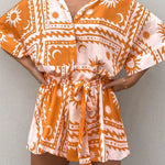 Korte mouw geborduurde blouse set met ceintuur van lichte, ademende stof met elegante pasvorm en verfijnde details.