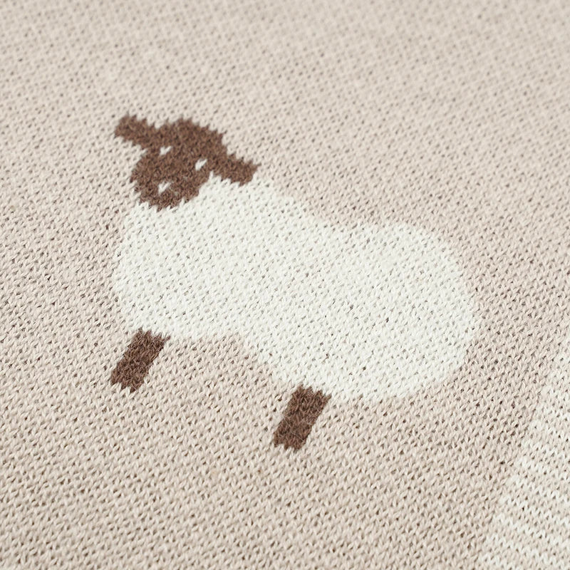 LittleSheep warme gebreide deken voor kleintjes – zachte, comfortabele en knusse deken voor veilig en cozy gebruik thuis of onderweg.