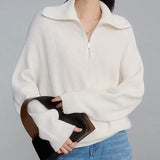 Lucia gebreide damestrui – warme en zachte trui met comfortabele pasvorm, ideaal voor casual winterlooks en stijlvolle laagjes.