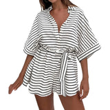 Korte mouw geborduurde blouse set met ceintuur van lichte, ademende stof met elegante pasvorm en verfijnde details.