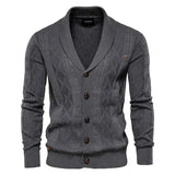 Heren cardigan – stijlvol en tijdloos met knoopsluiting. Perfect voor een klassieke, comfortabele look in elke garderobe.