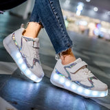 SparkRunners LED rolschaats sneakers voor kinderen – comfortabele en duurzame lichtgevende schoenen met kleurrijke LED-zolen, perfect voor buitenspelen en sportief plezier.