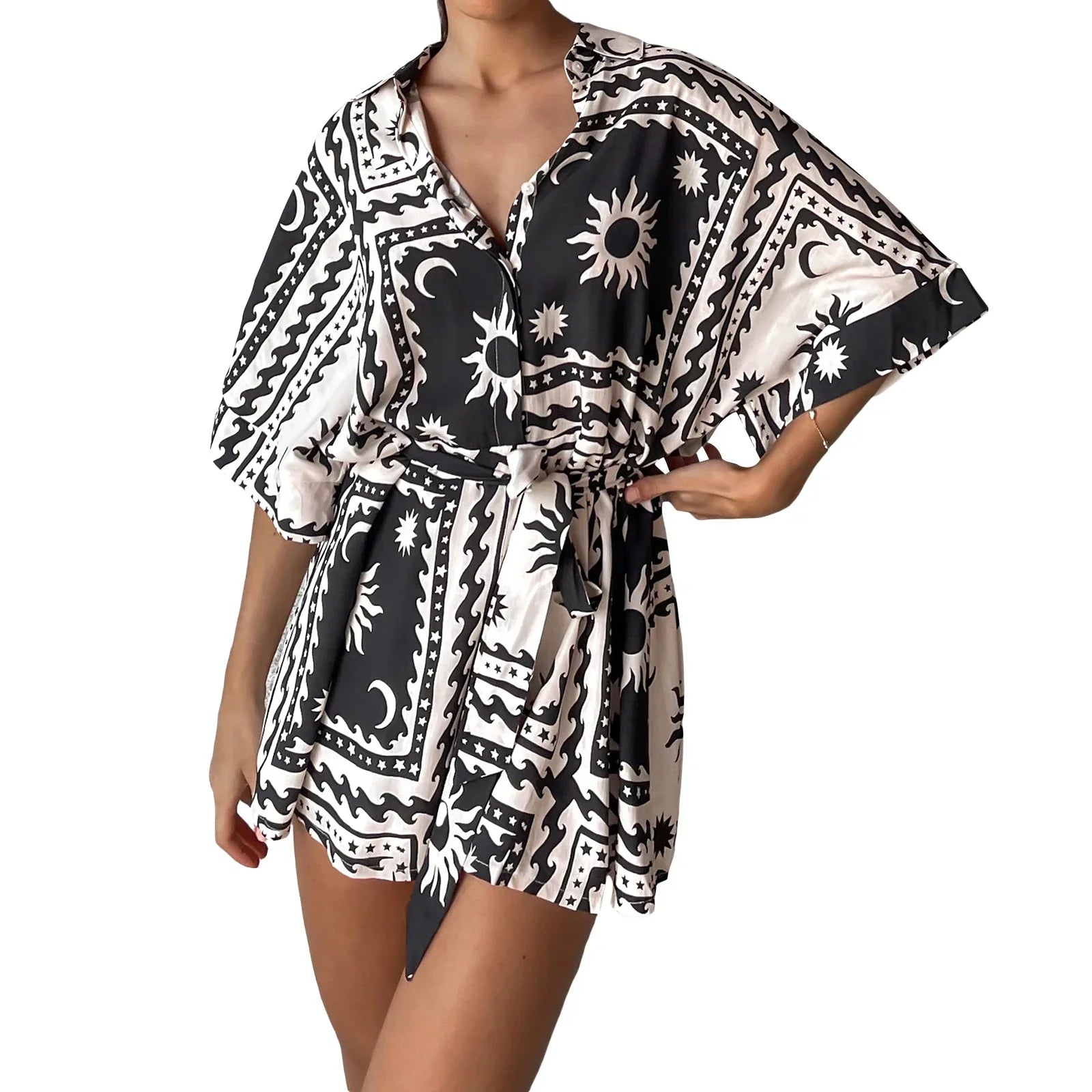 Korte mouw geborduurde blouse set met ceintuur van lichte, ademende stof met elegante pasvorm en verfijnde details.