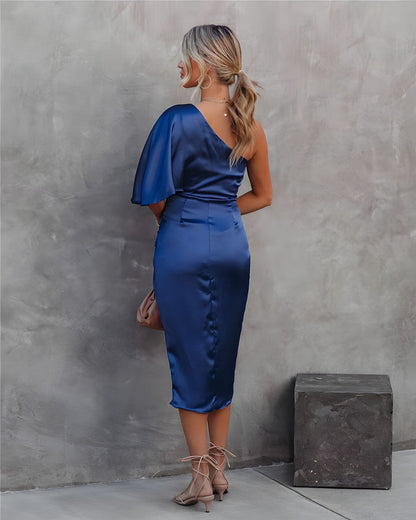 Alissa - Elegante Zijden Jurk met Open Schouder – Luxe uitstraling en verfijnde stijl voor een perfecte avondlook.