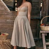 Straploze Midi Jurk met Geplooide Rok