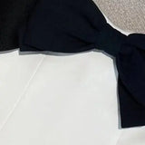 Off-Shoulder Mini Jurk met Strikdetail