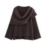 Elora oversized knitted coat voor dames – comfortabele en stijlvolle gebreide jas van zachte, hoogwaardige stof, perfect voor casual en chique winterlooks.