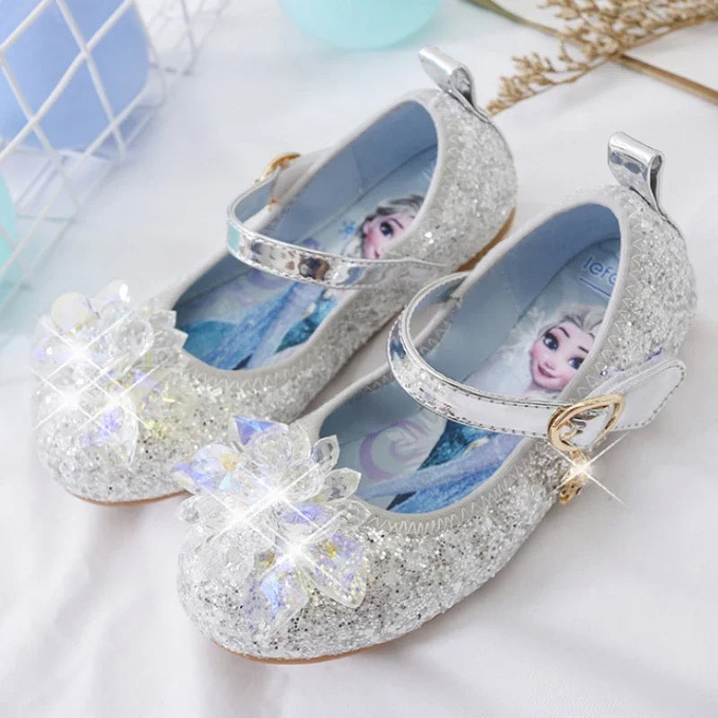 SparklePrincess glinsterende meisjesschoenen met zilveren roos en kristalaccenten – elegante en comfortabele schoenen voor feestelijke gelegenheden en speciale momenten.
