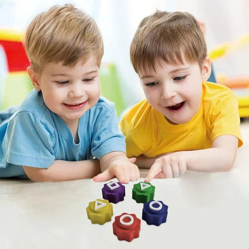 Partyspel props set met vierkant, cirkel en driehoek symbolen – familie spel met traditionele Koreaanse spellen zoals Steen Vangspel, Gonggi, Ddakji, Jegichagi en Biseokchigi geïnspireerd op Squid Game.