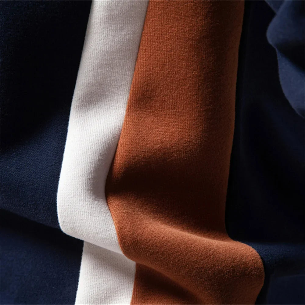 Stijlvolle heren trui – elegant en comfortabel, perfect voor elke gelegenheid. Met een verfijnde pasvorm en veelzijdig ontwerp voor zowel casual als formele looks.