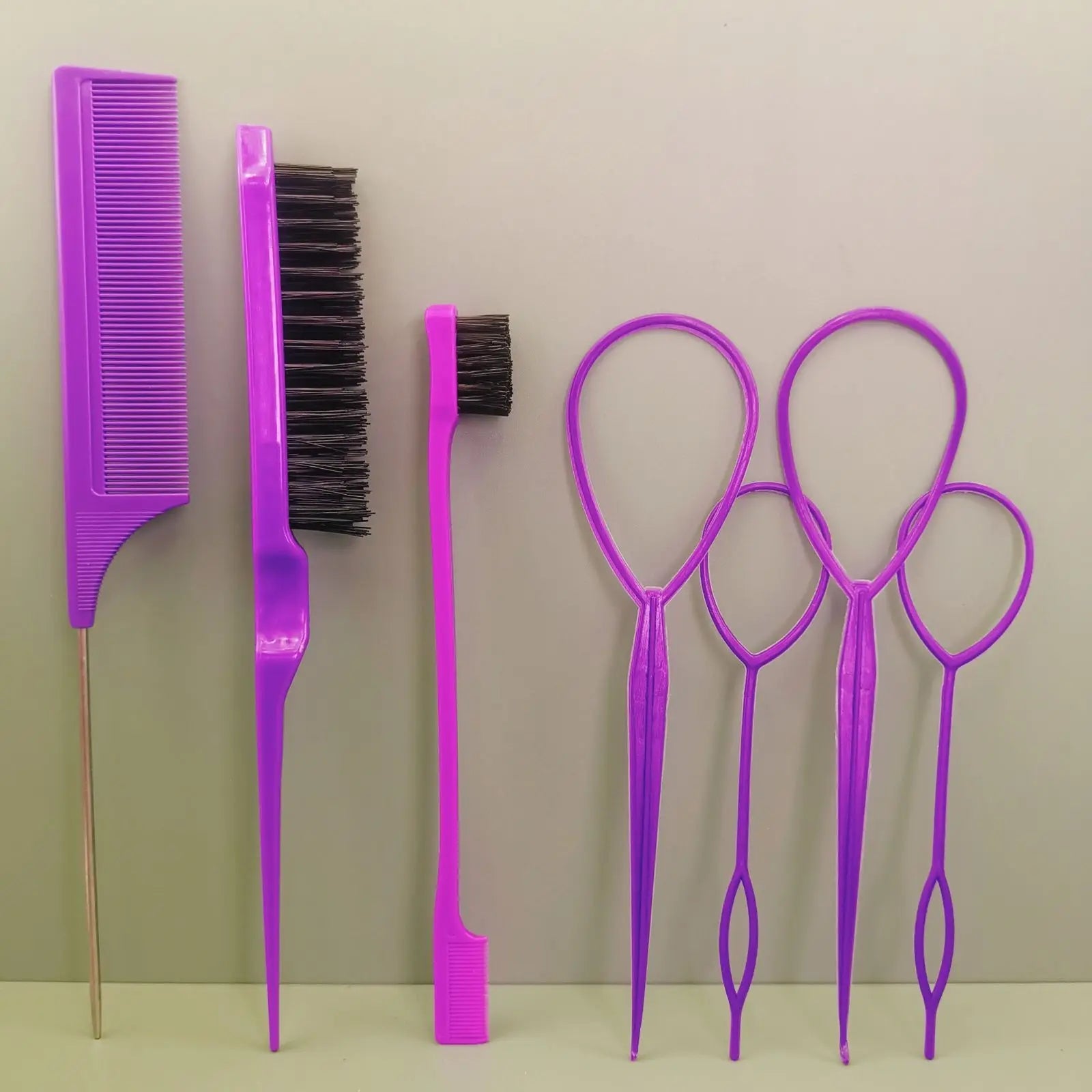 Haarstyling peuter set – kam en spuitfles voor het gemakkelijk stylen van kinderhaartjes. Perfect voor een mooie en verzorgde look voor je kleintje.