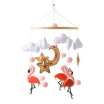 CuddleMobile houten wiegmobiel met vilten beertjes – sfeervol en veilig babyaccessoire dat visuele stimulatie en rustgevende beweging biedt voor de baby.