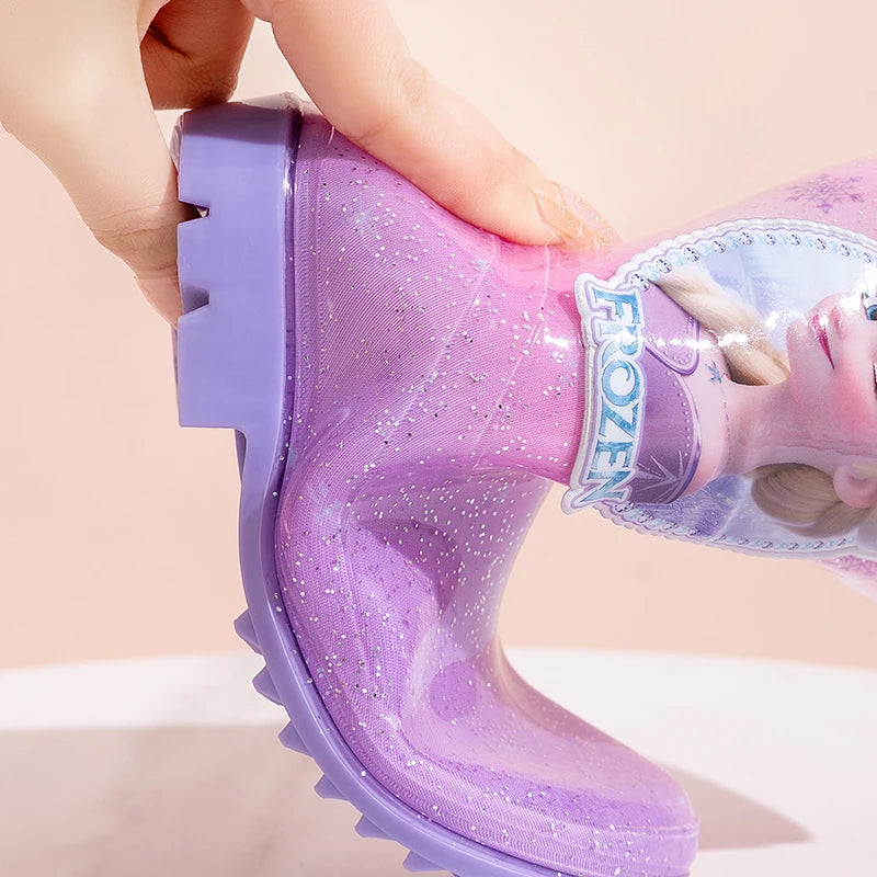 SparklePrincess waterdichte meisjes regenlaarzen met antislipzool – comfortabele en veilige laarzen voor natte dagen en actieve buitenspeelmomenten.
