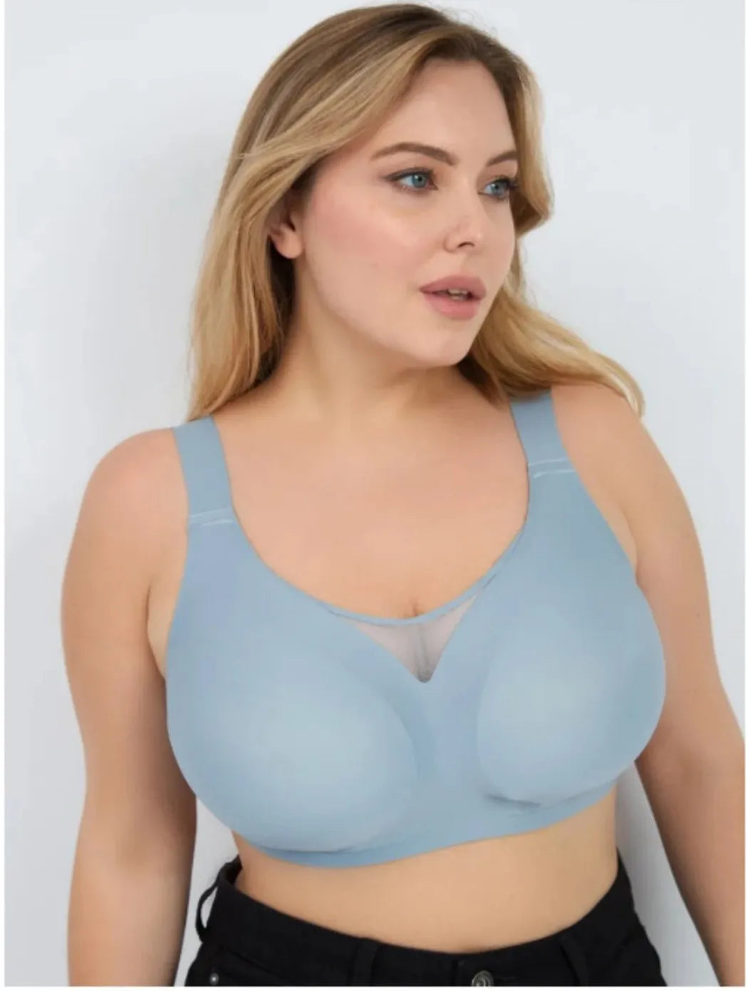 Dames Push-up BH – Draadloze ondersteuning en comfort, ontworpen voor volledige dekking en optimale lift voor grotere borsten. Perfect voor dagelijks gebruik en extra steun zonder concessies te doen aan stijl.








