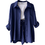 Zomerse dames 2-delige set – lange blouse en hoge taille shorts, een frisse en luchtige outfit voor warmere dagen. Ideaal voor casual zomerlooks of ontspannen buitenactiviteiten.