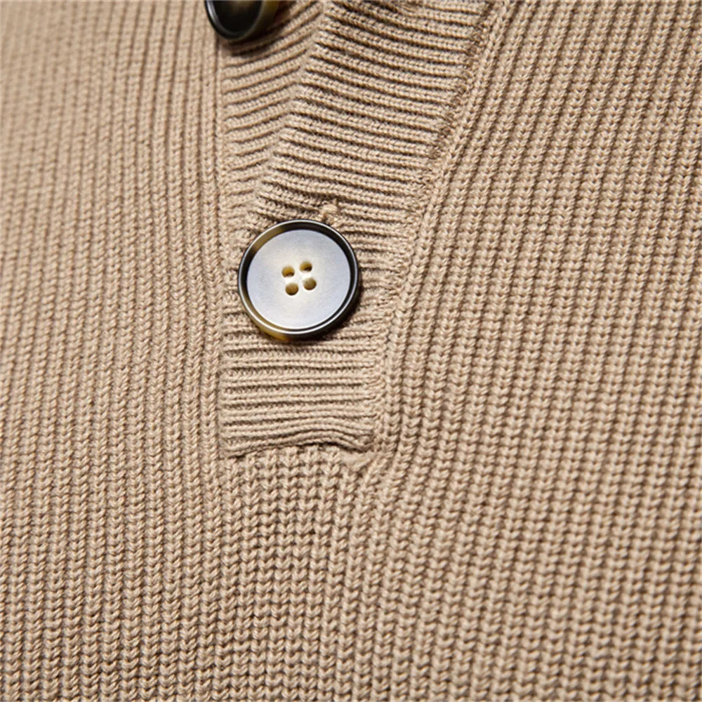 Heren trui met knoopdesign – stijlvol en comfortabel, perfect voor elke dag. Een moderne twist op een klassiek ontwerp voor een casual, modieuze uitstraling.