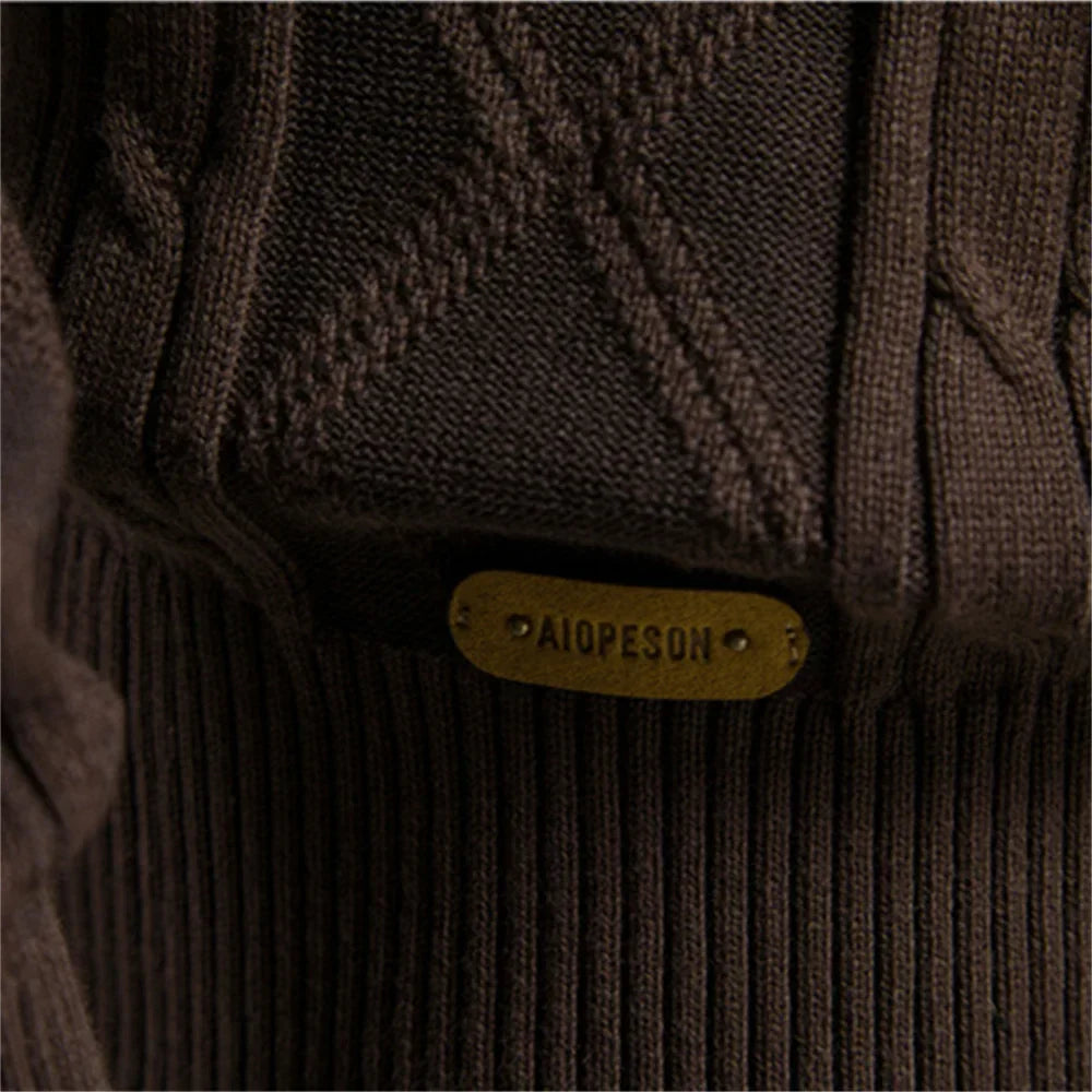 Heren cardigan – stijlvol en tijdloos met knoopsluiting. Perfect voor een klassieke, comfortabele look in elke garderobe.