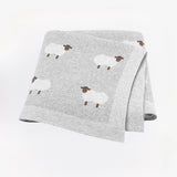 LittleSheep warme gebreide deken voor kleintjes – zachte, comfortabele en knusse deken voor veilig en cozy gebruik thuis of onderweg.
