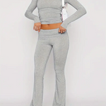 Chaveli comfortabele 2-delige flare set voor dames – Modieuze outfit met flairbroek en top. Ideaal voor dagelijks gebruik, loungewear of casual chic gelegenheden. Zachte stof, hoge taille en moderne pasvorm voor ultiem comfort en stijl.