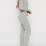 Chaveli comfortabele 2-delige flare set voor dames – Modieuze outfit met flairbroek en top. Ideaal voor dagelijks gebruik, loungewear of casual chic gelegenheden. Zachte stof, hoge taille en moderne pasvorm voor ultiem comfort en stijl.